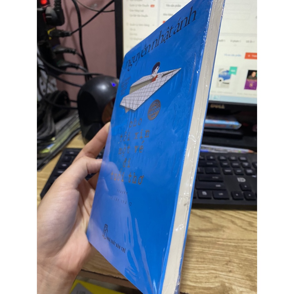 Sách - Cho Tôi Xin Một Vé Đi Tuổi Thơ ( Bìa Mềm ) (Tái Bản)