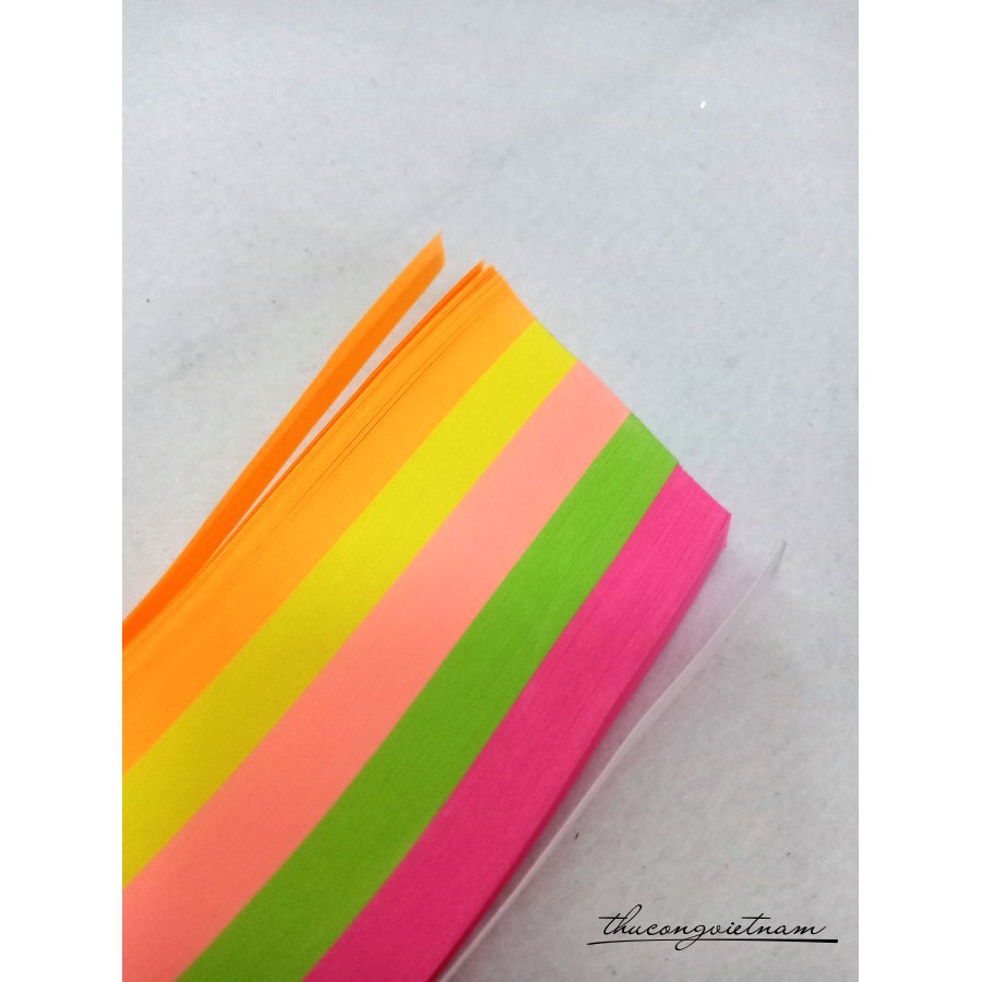 Giấy xếp sao nhiều màu 1*24cm