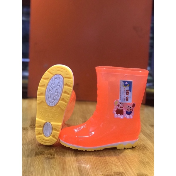 Ủng trẻ em , Ủng lội nước của bé