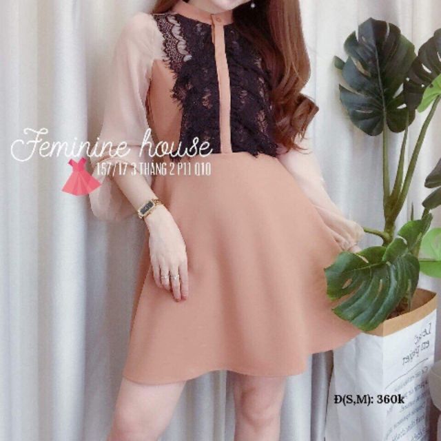Đầm xòe tay dài phối lưới