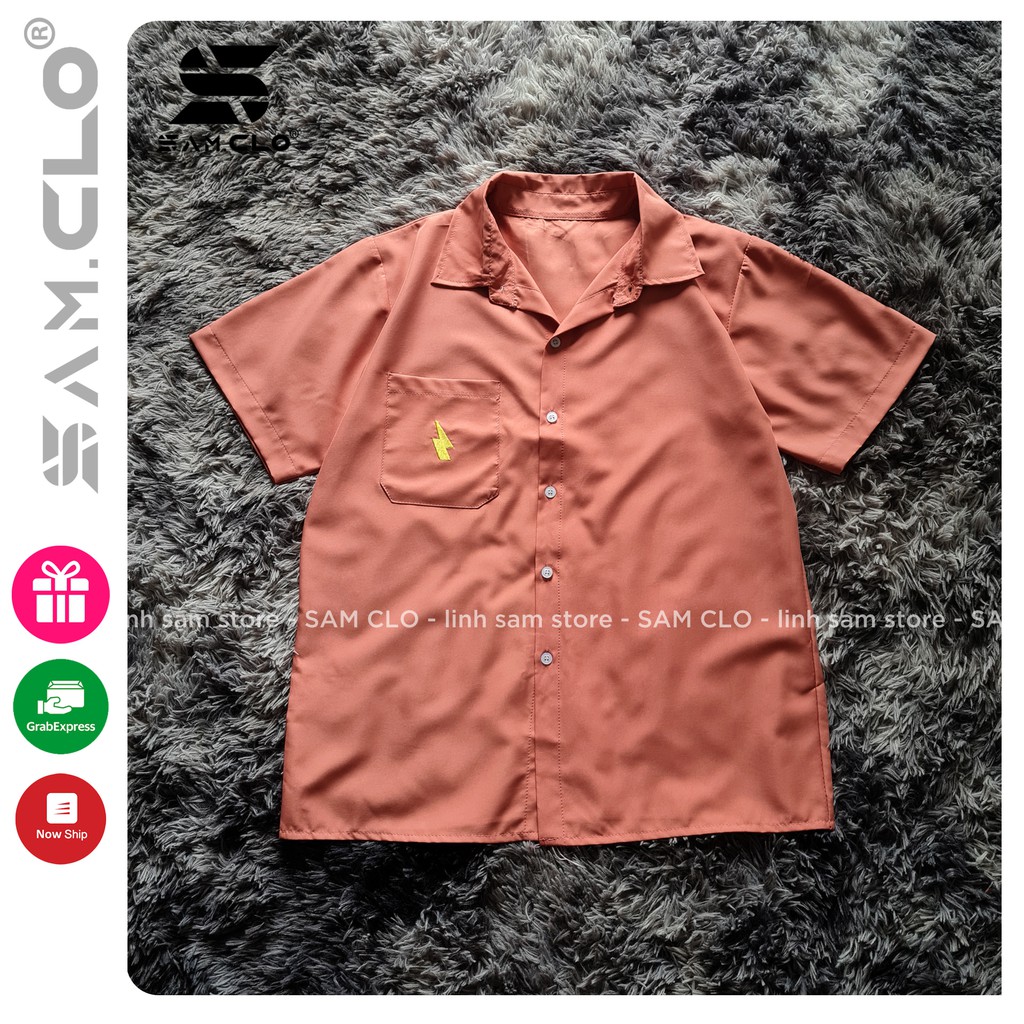 Áo sơ mi nữ SAM CLO cổ bẻ tay ngắn có túi - lỡ ulzzang form freesize dáng rộng unisex mặc cặp, nhóm, couple HÌNH THÊU