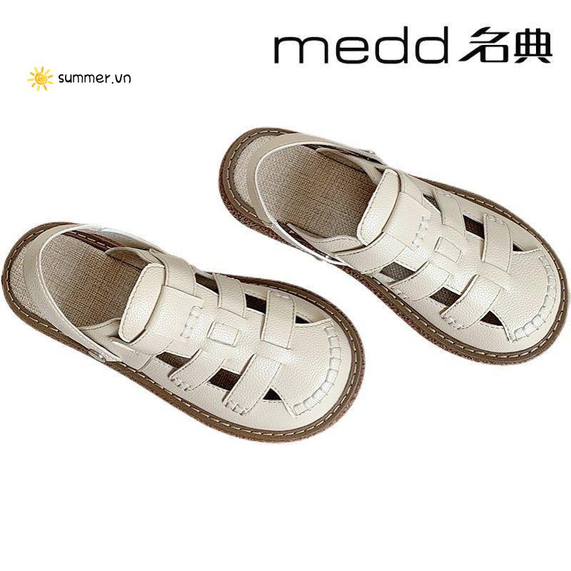 Giày Sandal Đế Dày Thiết Kế Đục Lỗ Dễ Thương Thời Trang Cho Nữ