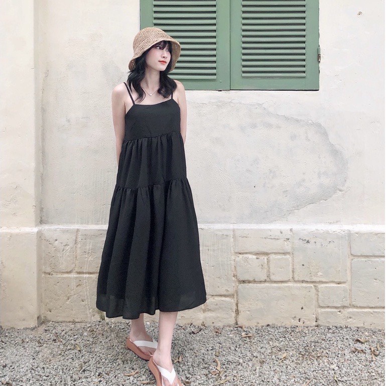 Váy dáng babydoll hai dây xòe ba tầng màu đen dây chỉnh được vanmiushop