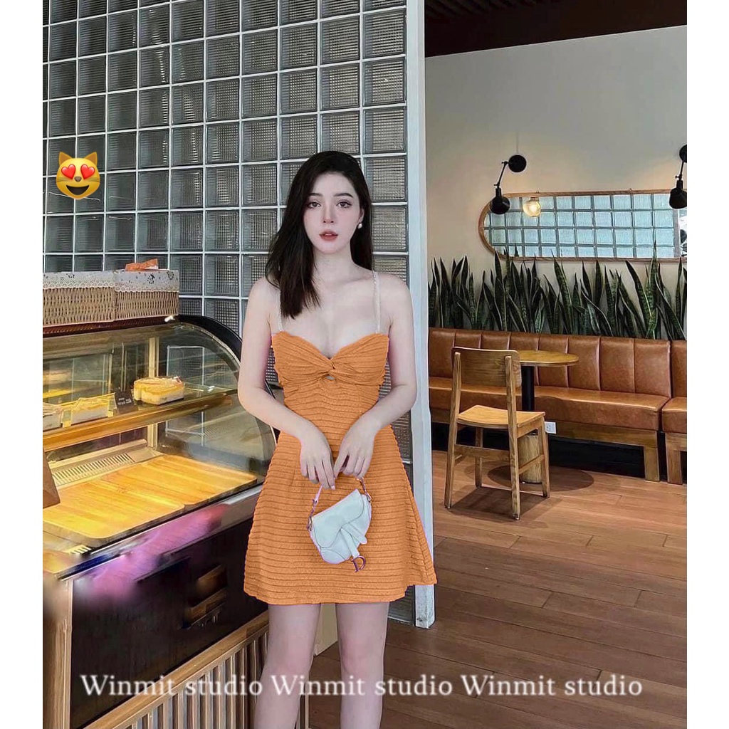 đầm ống chất xốp vảy cá xoắn ngực xòe nhẹ xinh có lót