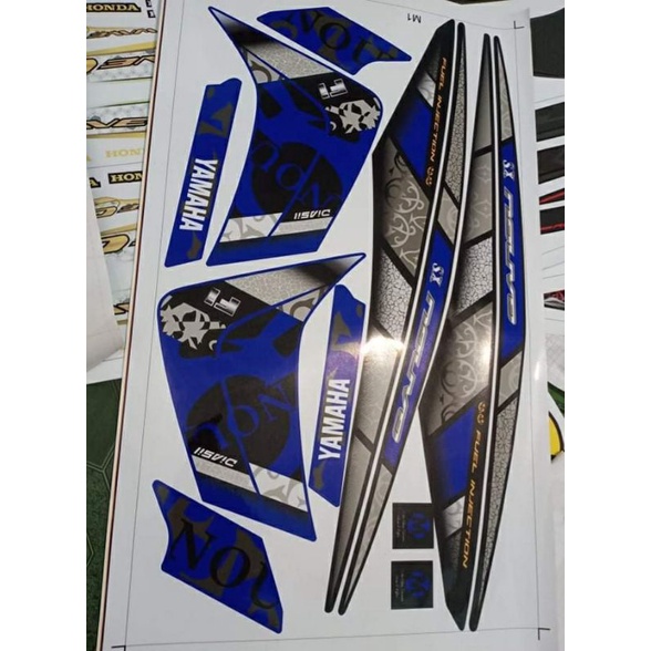 Tem rời dán xe novo5