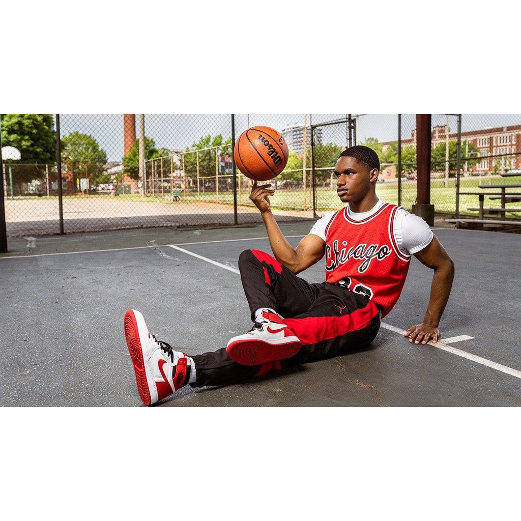 Giày Air Jordan 1 High 🔴CHÍNH HÃNG🔴Nike Air Jordan 1 Retro High OG Heritage -  - Simple Sneaker