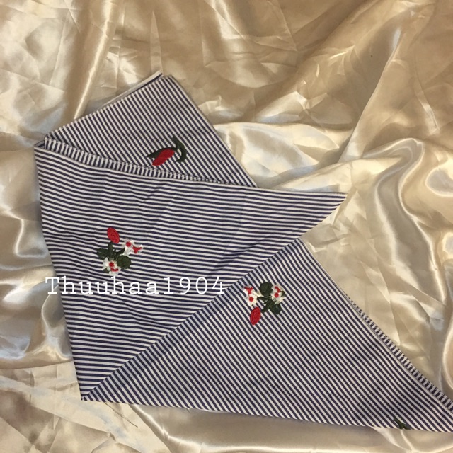 Bandana- khăn choàng đầu họa tiết thêu