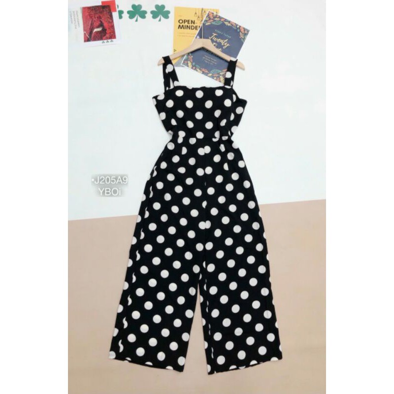 JUMPSUIT 2 DÂY CHẤM BI VÀ IN CHỮ ( ms B792180)