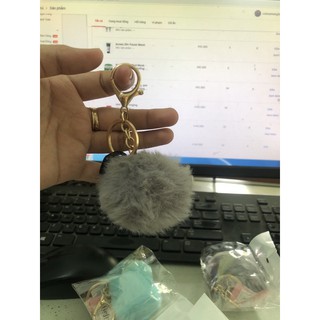 móc khoá treo cục bông