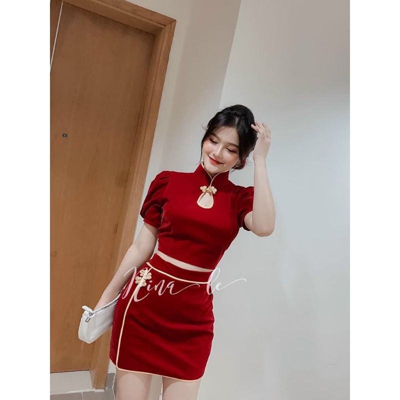 đầm nhung đỏ