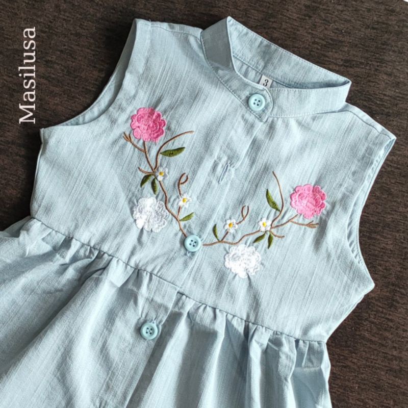 Đầm Lenin thêu bé gái