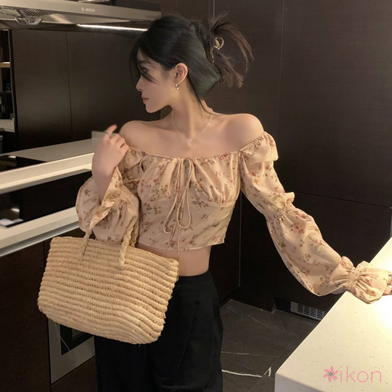 Áo Croptop Cổ Vuông Chất Liệu Chiffon Họa Tiết Hoa Quyến Rũ Cho Nữ
