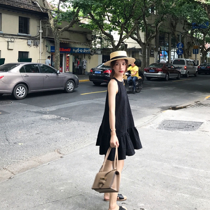 đầm cổ tròn phong cách retro năng động dành cho nữ | BigBuy360 - bigbuy360.vn