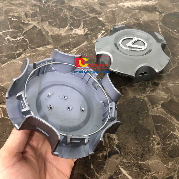 01 CHIẾC Logo chụp mâm, ốp lazang bánh xe ô tô Lexus LX570 Đời từ 2009-2014 -  MÀU XÁM