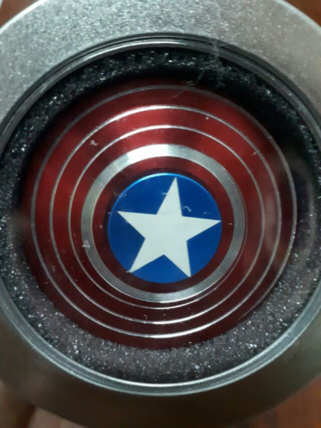 Fidget Spinner Captain America - Món đồ chơi Con Quay Tròn Để Giảm Stress