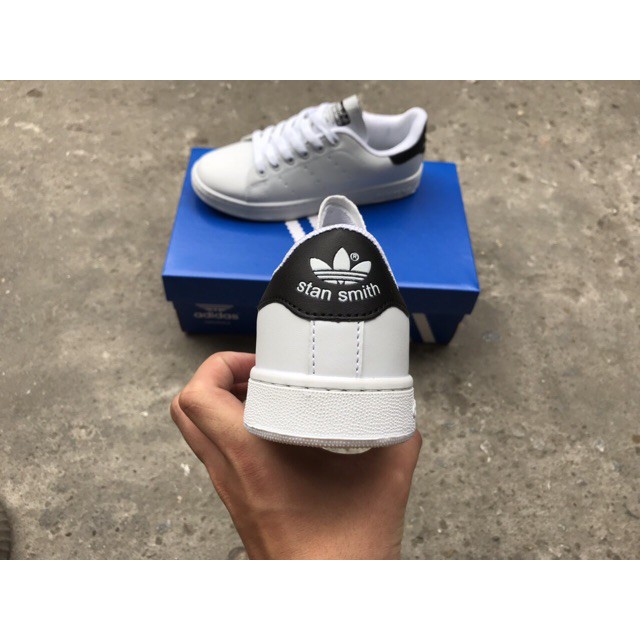 Giày thể thao stan smith trắng gót đen thời trang nam nữ tặng kèm bull box bill | BigBuy360 - bigbuy360.vn