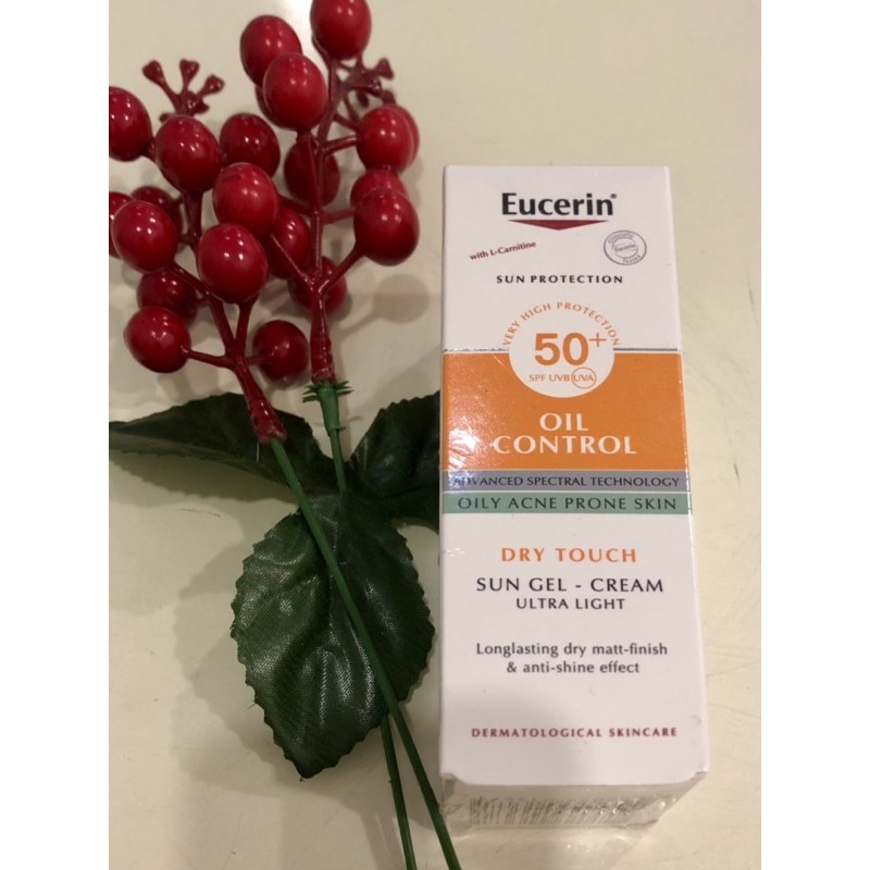 Kem Chống Nắng Eucerin Oil Control Sun Gel Cream Dry Touch SPF50