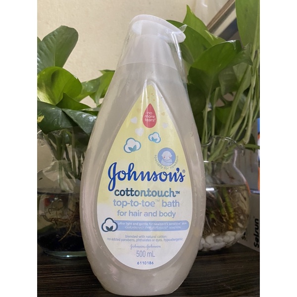 Tắm gội JOHUSON’s  dịu nhẹ cho bé 500ml