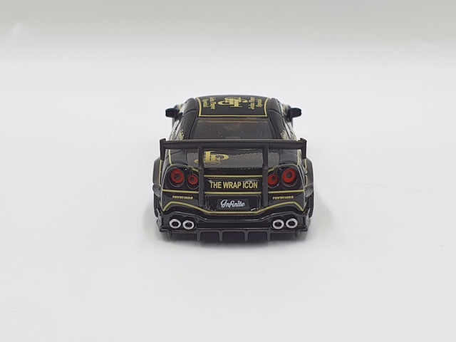 Xe Mô Hình LB*Works Nissan GT-R - JPS 1:64 MiniGT ( Đen )