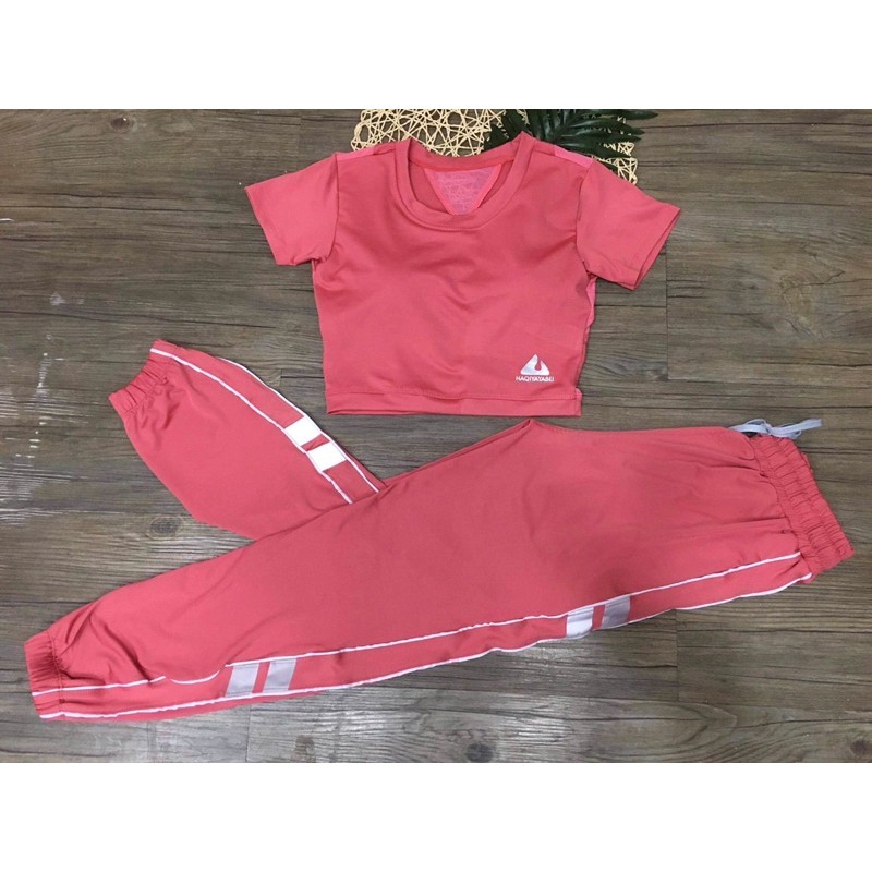 Bộ quần áo thể thao nữ - Bộ jogger viền dạ quang có sẵn mút