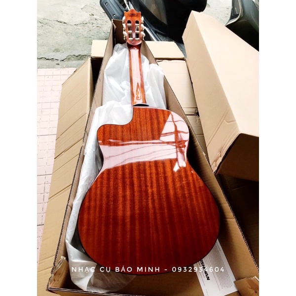 Đàn guitar classic IBanez GA5TCE có gắn sẵn EQ thùng mỏng. Kèm phụ kiện. BH 12 tháng