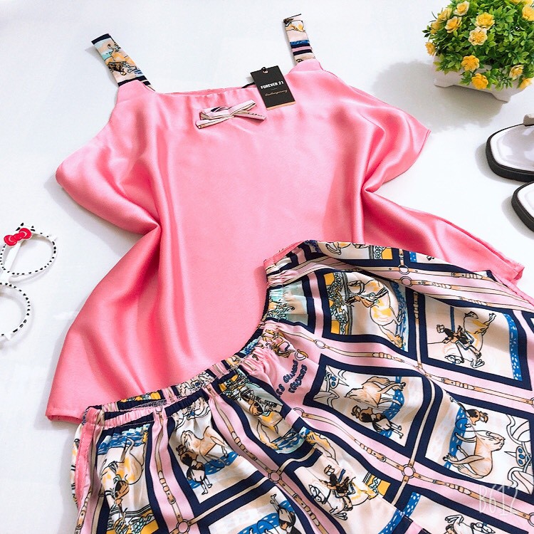 Đồ bộ lụa hai dây, đồ ngủ mặc nhà | BigBuy360 - bigbuy360.vn