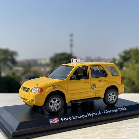 Mô Hình Xe Hơi Ford Chicago taxi Bằng Hợp Kim Tỉ Lệ 1: 43