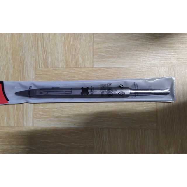 Mũi đục nhọn 14x250mm Makita D-08713