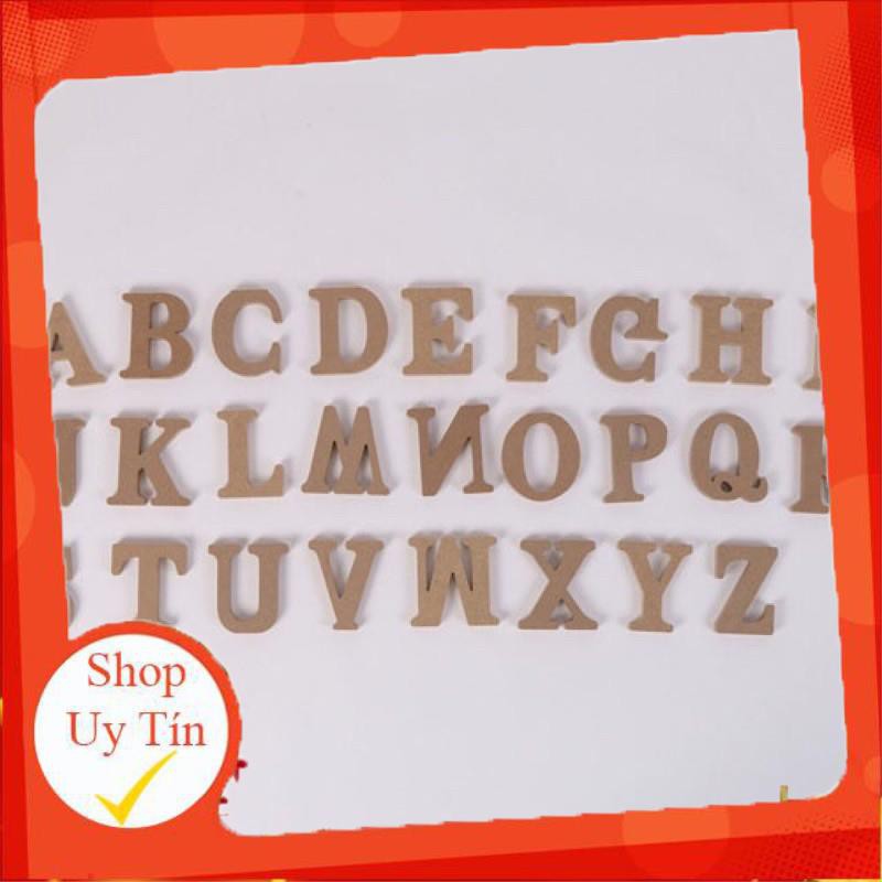 Chữ gỗ dán tường tên shop