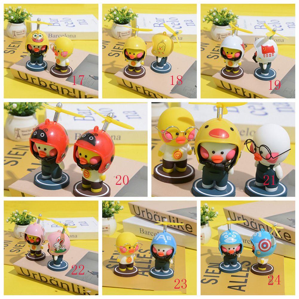 Mô Hình Vịt Hoạt Hình Đội Mũ Bảo Hiểm Độc Đáo