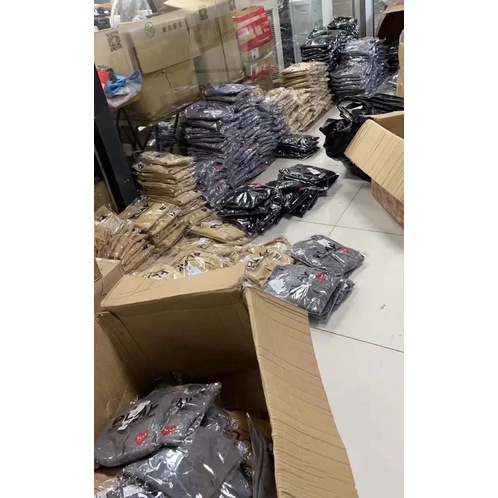 Áo Cadigan len Play CDG thêu trái tim