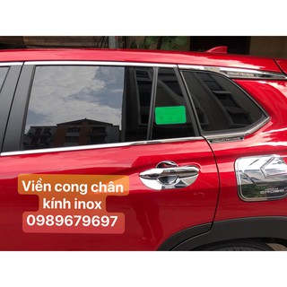 Toyota Cross - Viên cong kính, viền chân kính inox Toyota Cross 2020, inox cao cấp chữ nổi