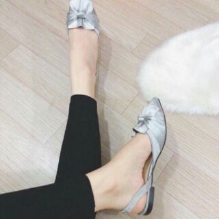Giày bệt lụa satin sang chảnh