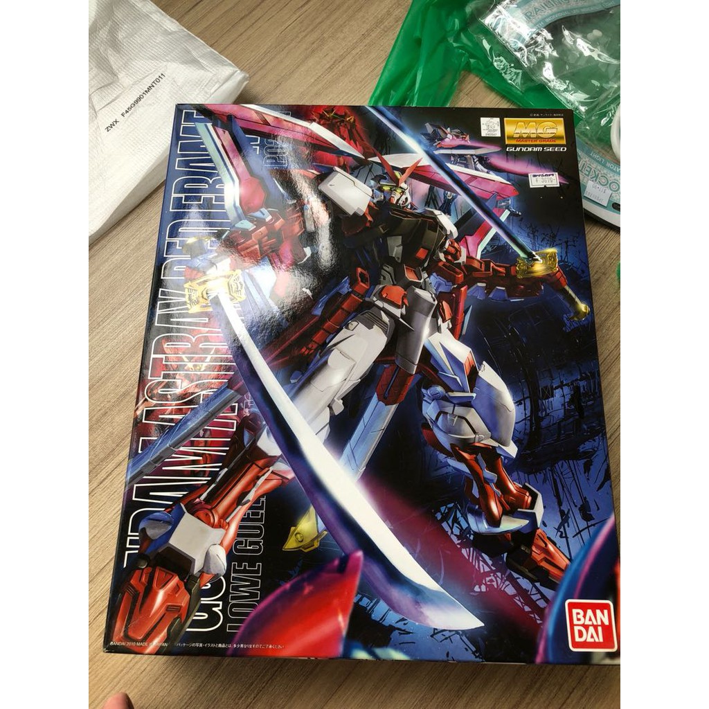 Mô hình lắp ráp MG Gundam Bandai Astray Red Frame Kai - GDC 4573102616074