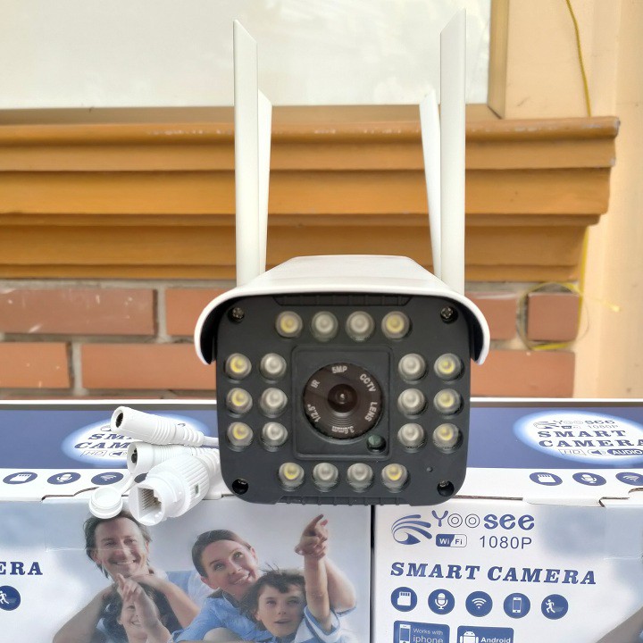 Camera ngoài trời yoosee thân cố định 4 râu 20led, đàm thoại 2 chiều, chịu nắng mưa, có màu ban đêm