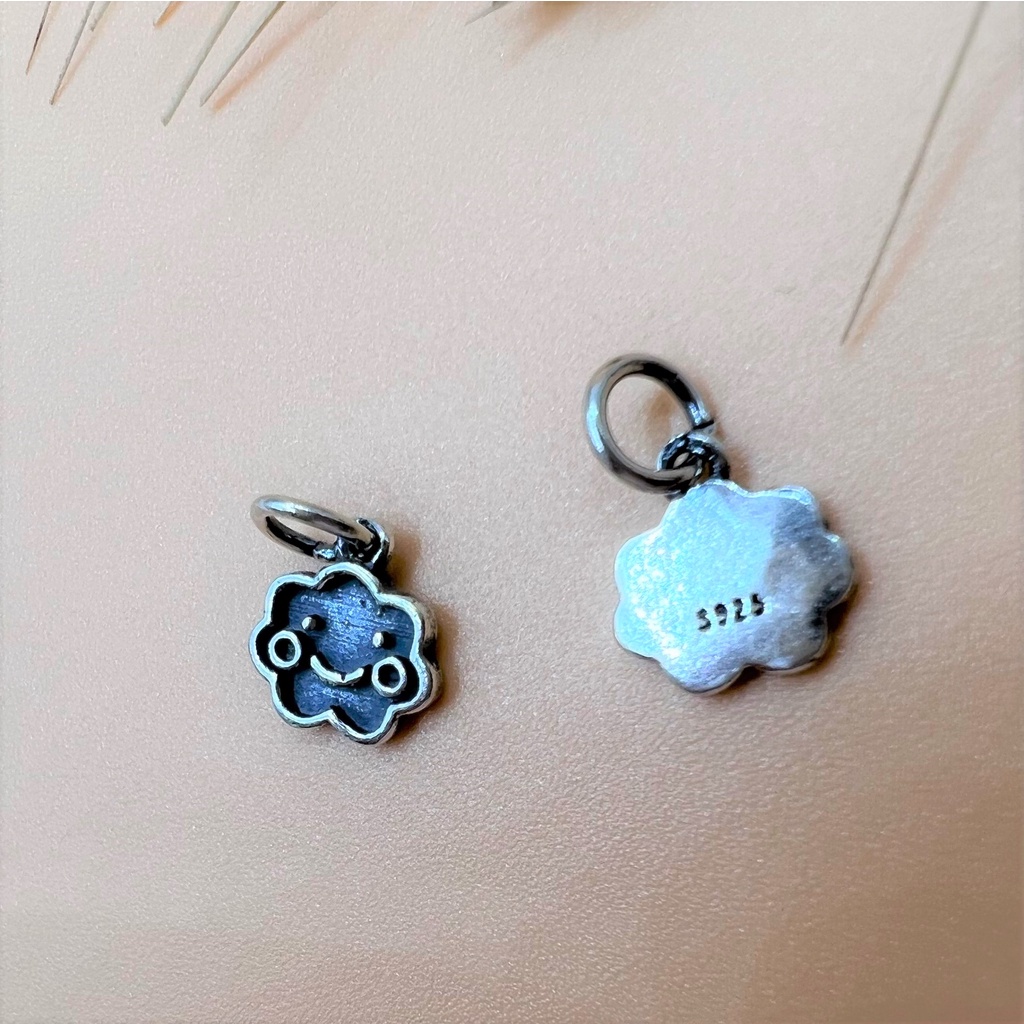 Charm bạc thái móc treo bông hoa cười - Charm bạc 925 - Mã CA770