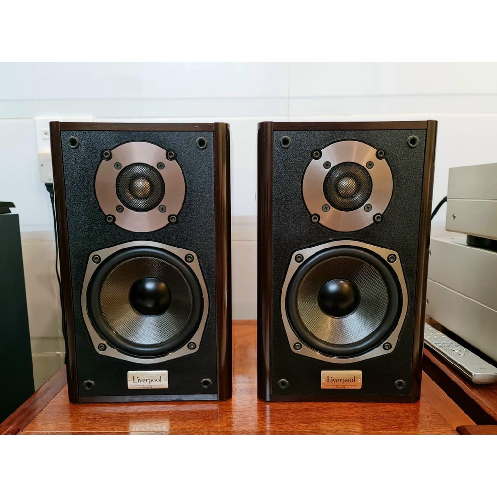 Loa bookshelf ONKYO Liverpool D200II