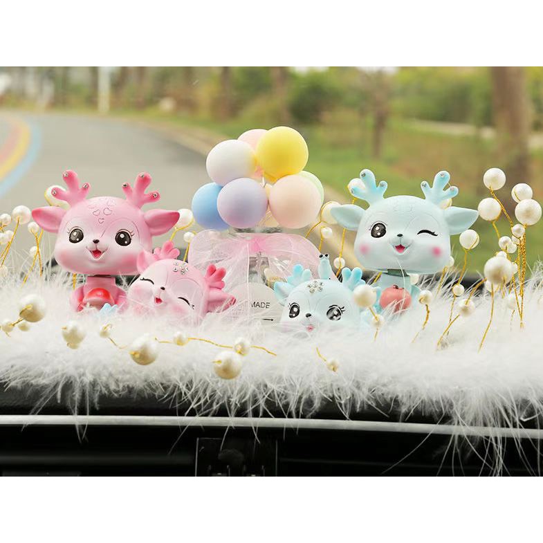 Trang trí taplo - Sét gia đình nai xanh và nai hồng hạnh phúc bên nhau - ngộ nghĩnh đáng yêu - quà tặng cuộc sống