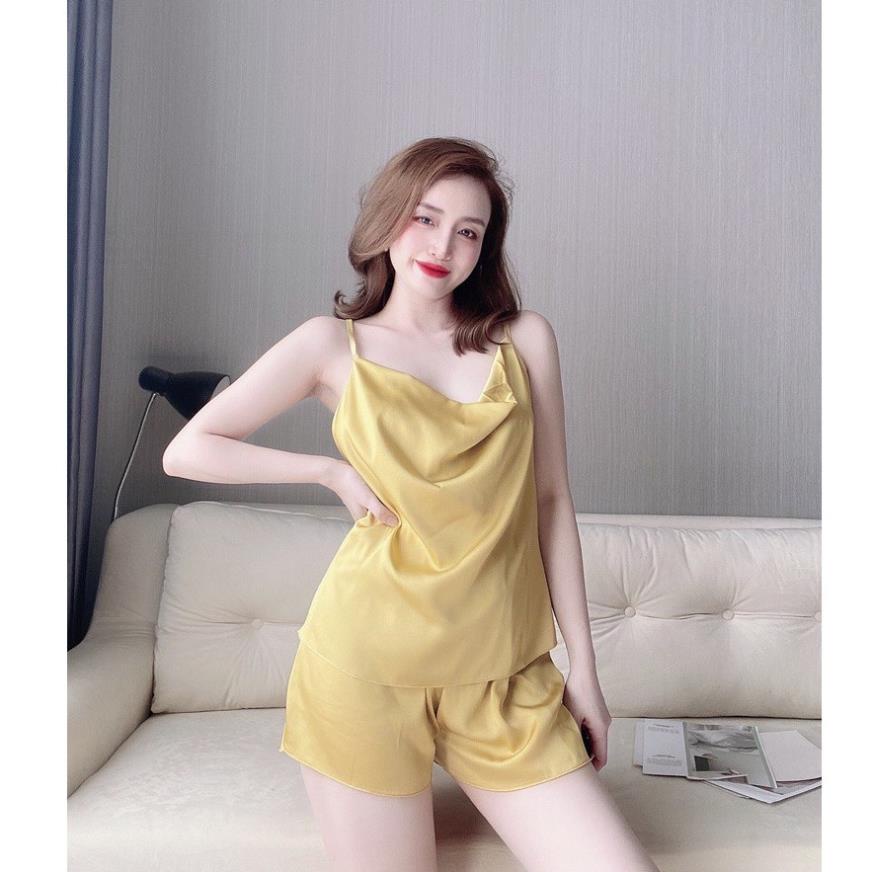 Đồ Ngủ Nữ Sexy COLAU, Bộ Mặc Nhà Lụa Nữ Áo Cổ Đổ Quần Cọc Ngắn Đẹp Siêu Gợi Cảm Mát Nhiều Màu Trơn Dưới 60kg