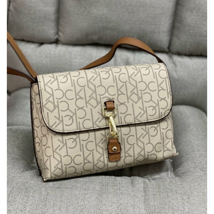 TÚI ĐEO CHÉO CKK XUẤT KHẨU SIZE 23CM