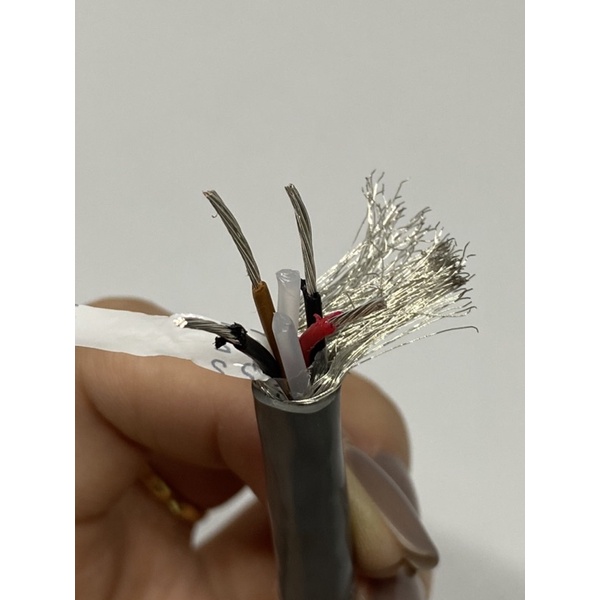 Dây loa bãi Hitachi 4 lõi mỗi lõi 1,5mm đồng mạ Niken