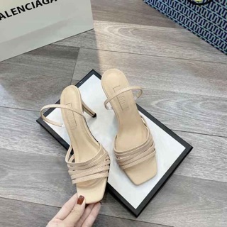 Sandal cao gót dây mảnh gót nhọn