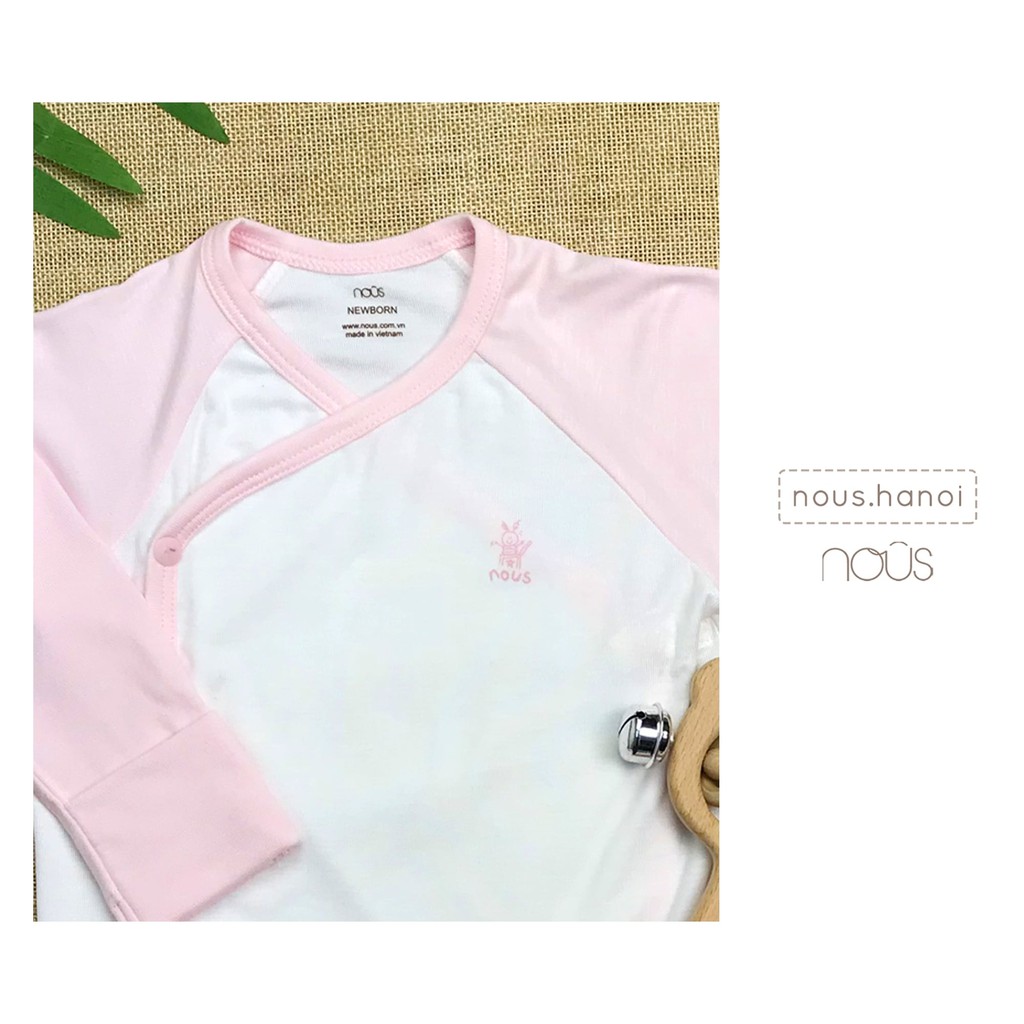 Bộ Quần Áo Sơ Sinh Nous Cài Lệch Trắng Hồng Nhạt NB Nous (Size Sơ Sinh Newborn NB)