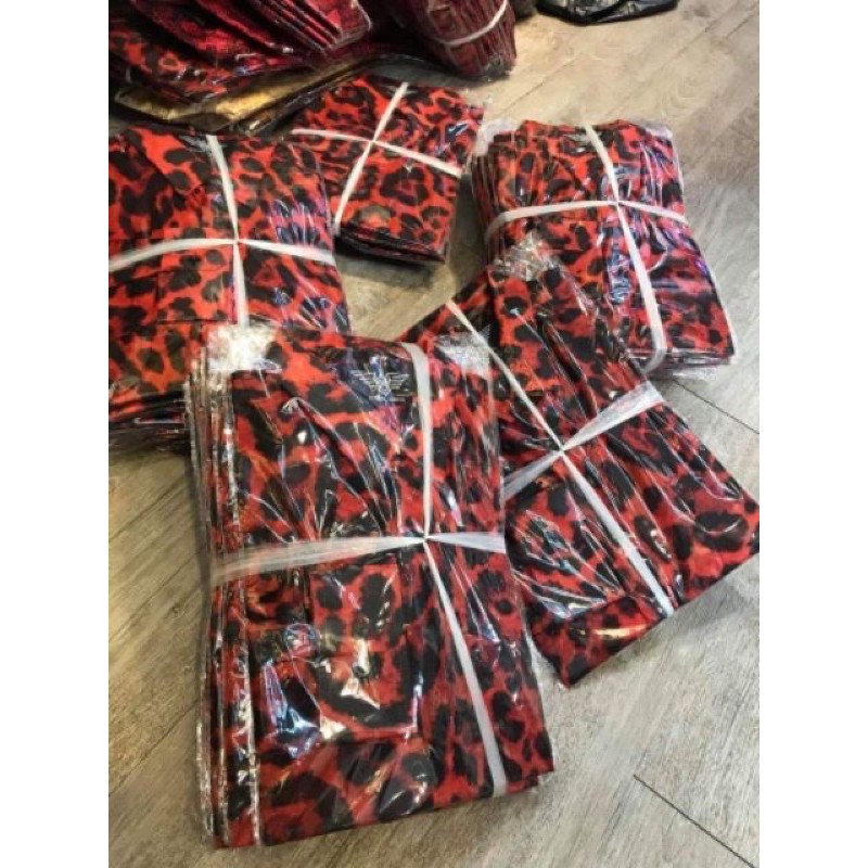 Sơ mi lụa họa tiết da rắn, hàng cao cấp cho cả nam và nữ mặc