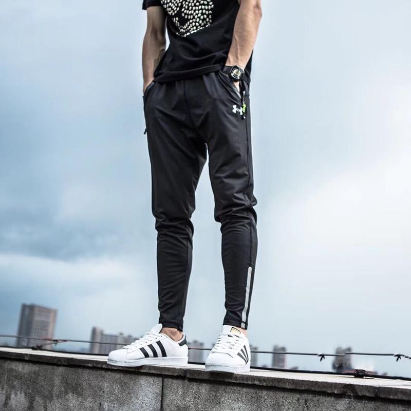 Quân dai Đen Under Armour Jogger  HEATGEAR