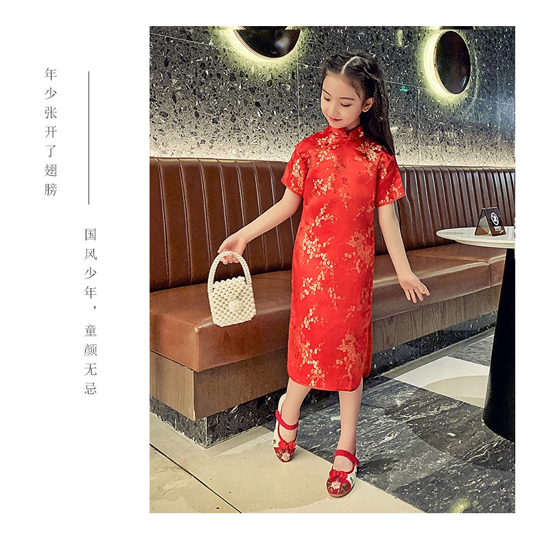 Sườn xám phong cách Trung Hoa xinh xắn cho bé gái