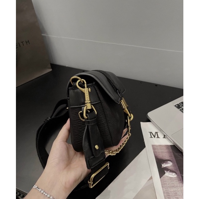 Túi xách nữ khoá bấm size 22cm hot 2022