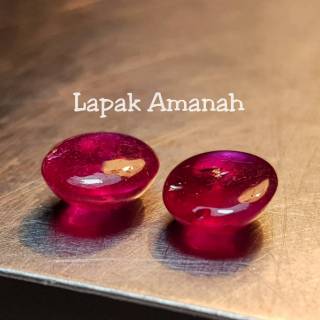 Đá Ruby đỏ tự nhiên