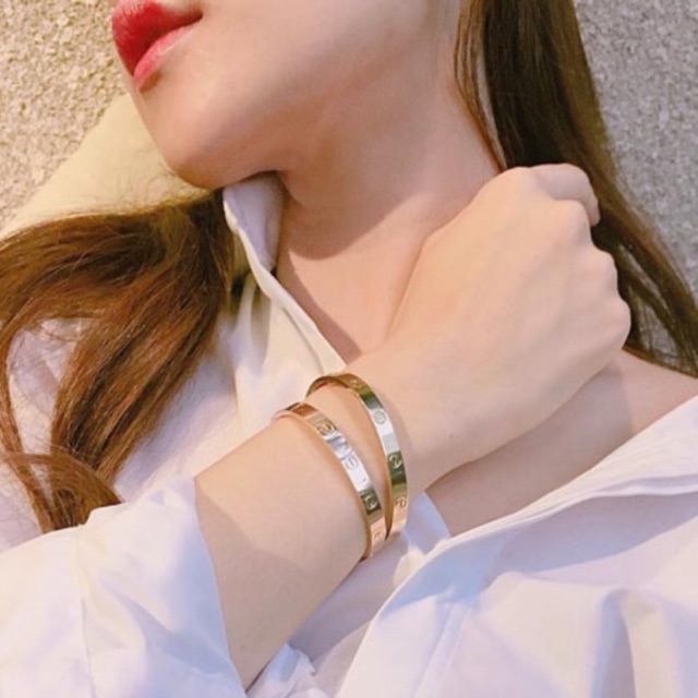 [FREESHIP TỪ 50k] SALE SẬP SÀN Vòng tay Catierlove kèm hộp | BigBuy360 - bigbuy360.vn