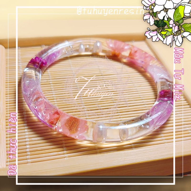 Vòng tay resin hoa khô nhà Tư Tư làm theo mẫu có sẳn_mẫu 4+_đã mix🌸◽️▫️